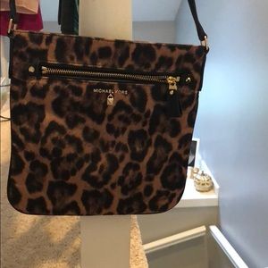 Leopard Michael Kors crossbody nylon